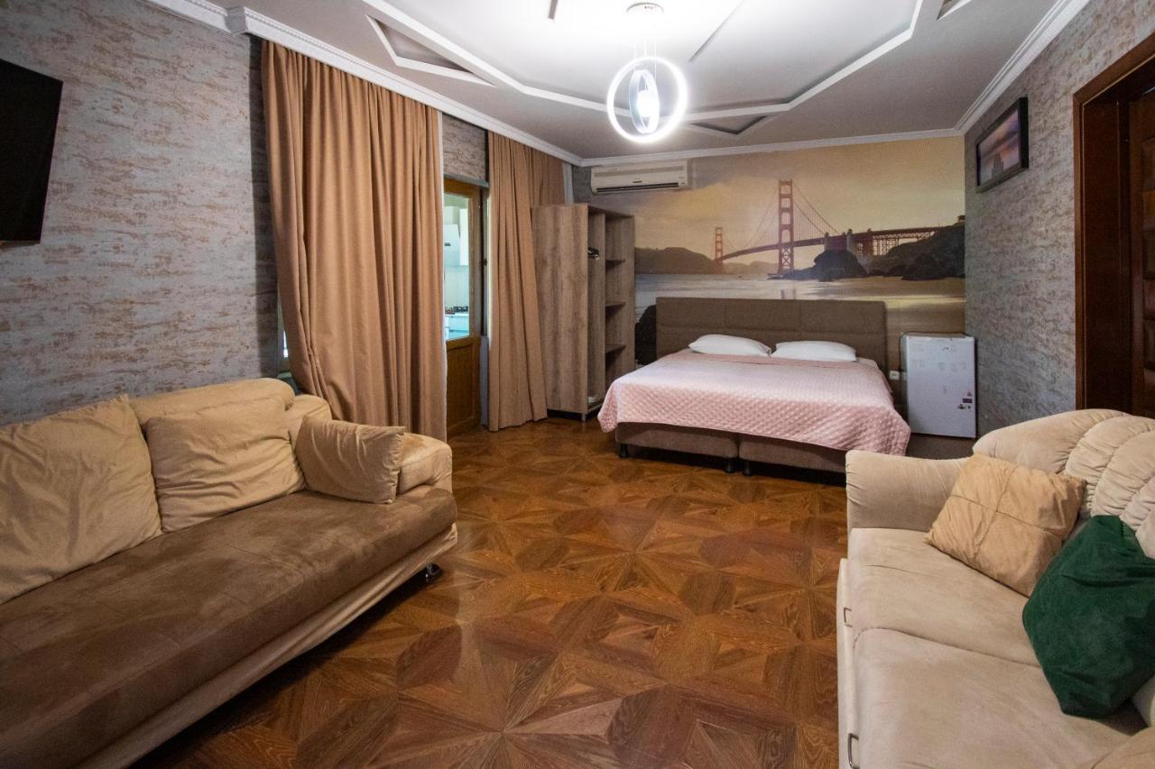 Hotel Smile Кобулети Екстериор снимка