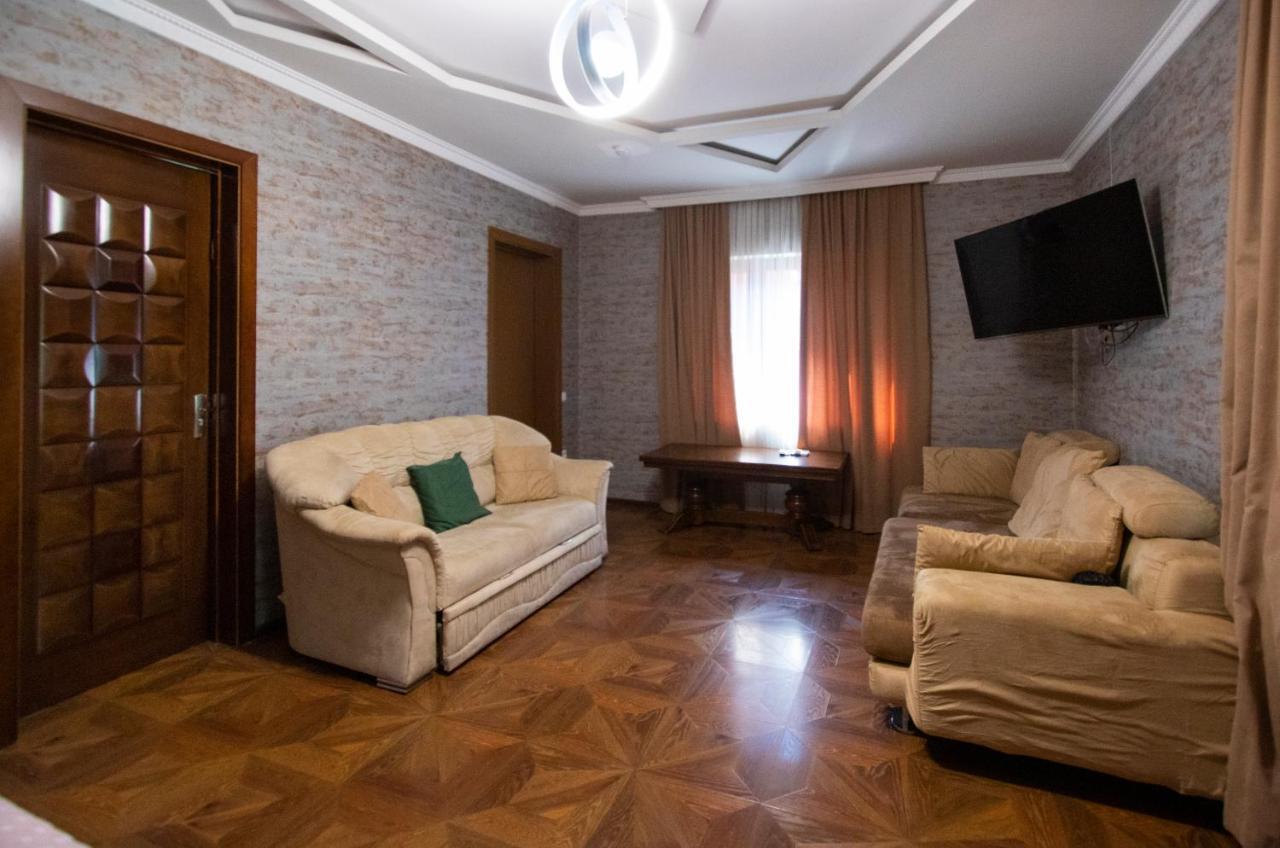 Hotel Smile Кобулети Екстериор снимка