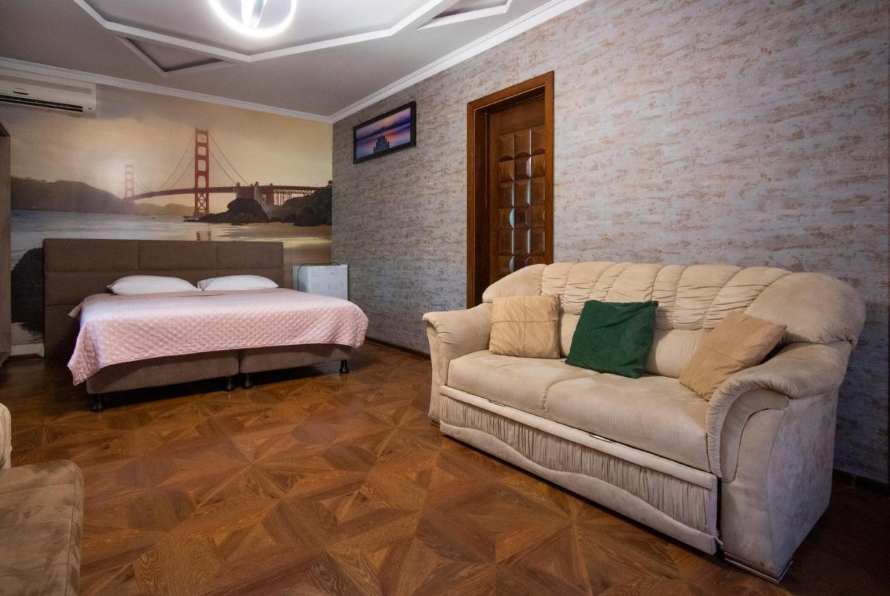 Hotel Smile Кобулети Екстериор снимка