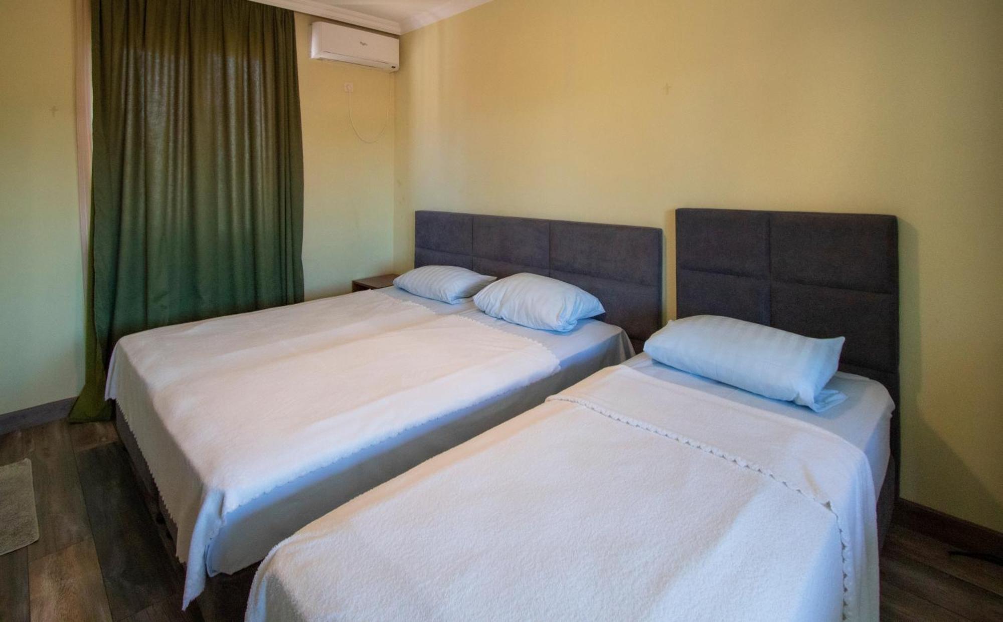Hotel Smile Кобулети Екстериор снимка